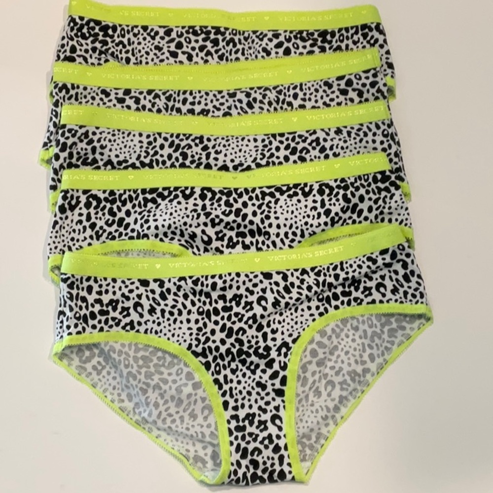 COPY - (B63) Victoria’s Secret Bundle 5 Panties Size XS